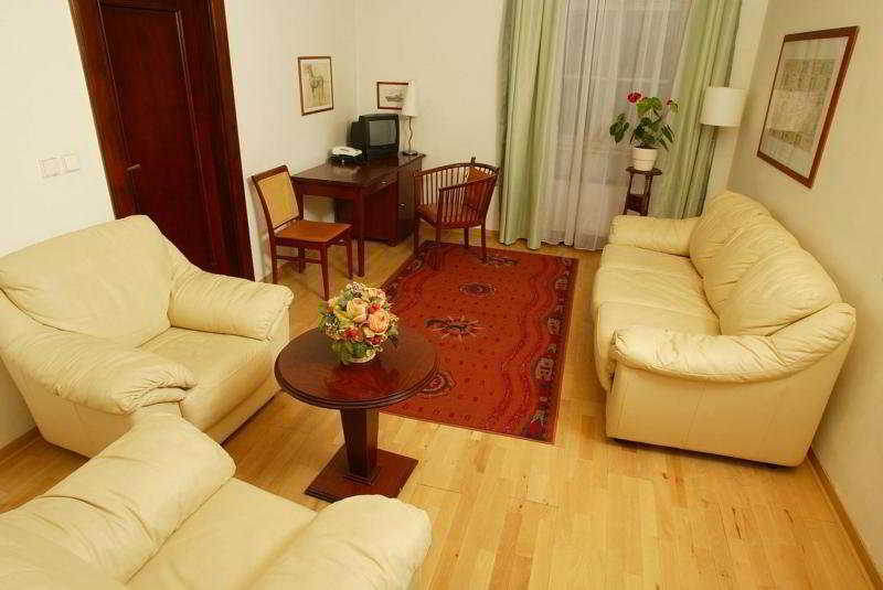 מלון פראג Cerna Liska מראה חיצוני תמונה